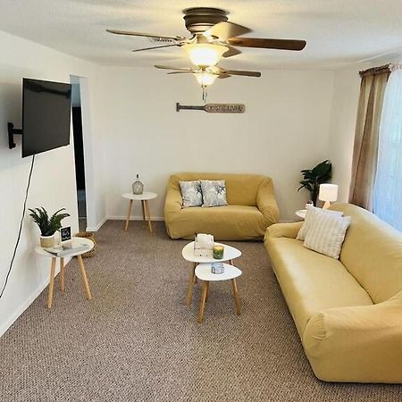 הוילה קריסטל ריבר House Of Shells, Beautiful Garden, Fenced Yard, Dog Friendly, Fire Pit! מראה חיצוני תמונה